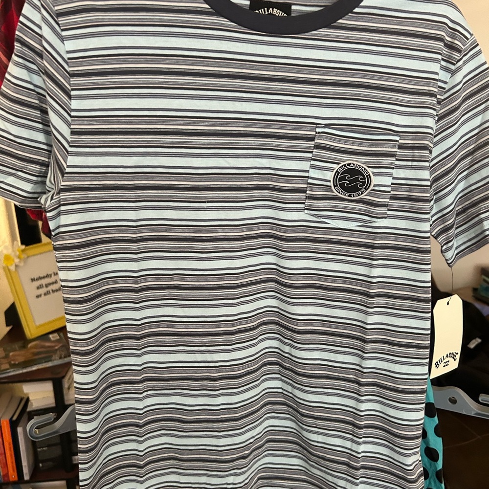 Billabong Men's Blue and Black Striped Tee